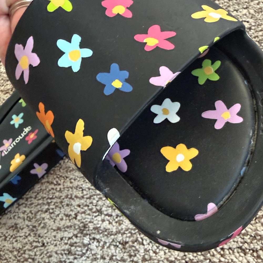 Melissa and Larroude Colorful Floral Slide Sandals - Picture 5 of 5